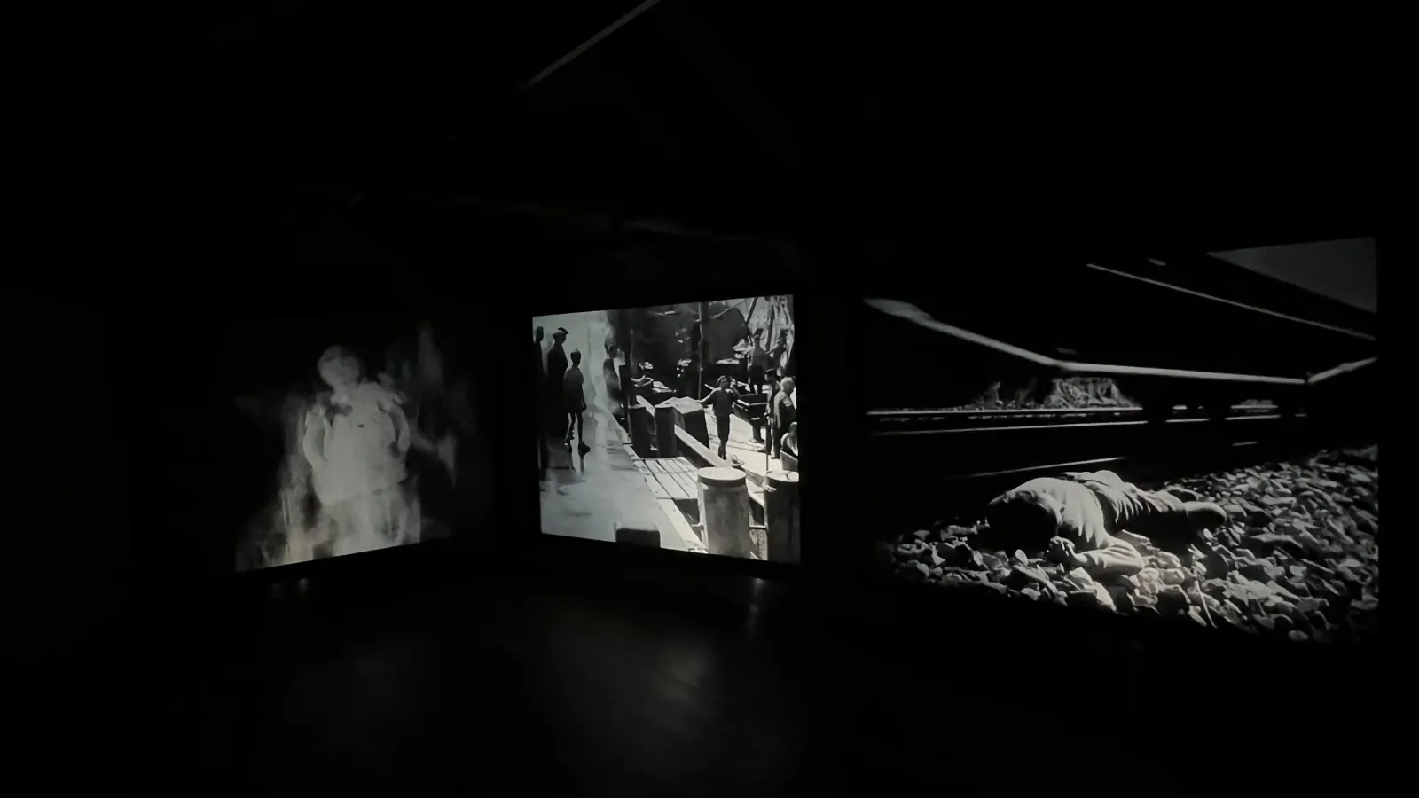 stills from Aniki-Bóbó (dir. Manoel de Oliveira, 1942)