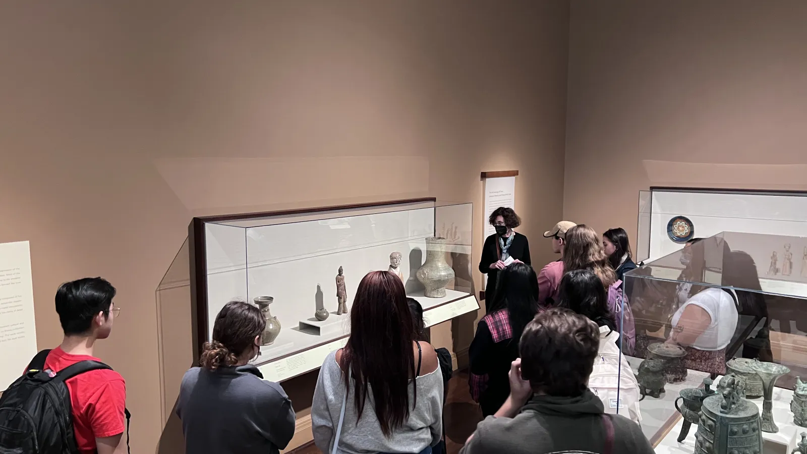 students viewing exhibit in the Cincinnati Art Museum