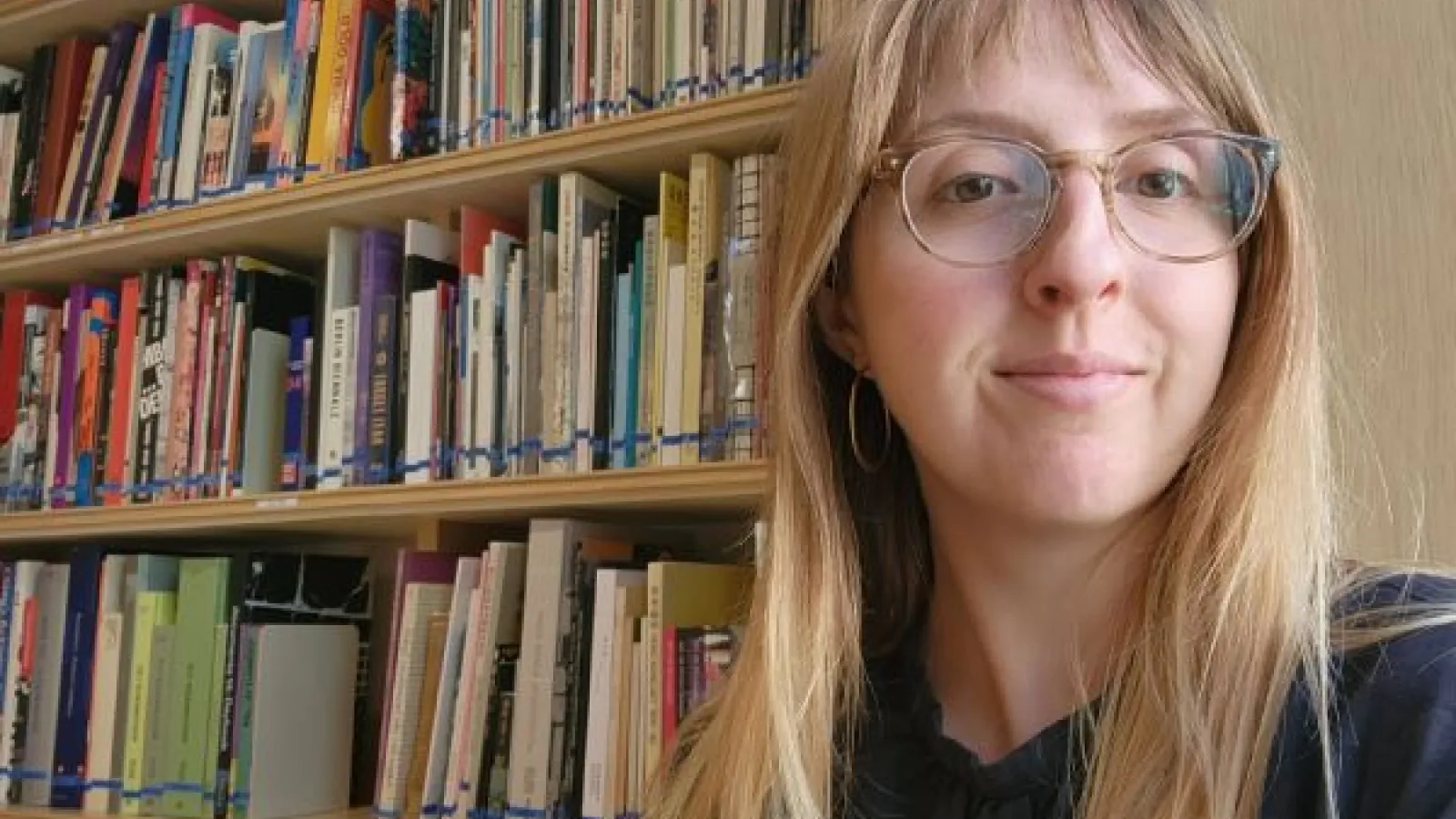 Allie Mickle at the Asia Art Archive