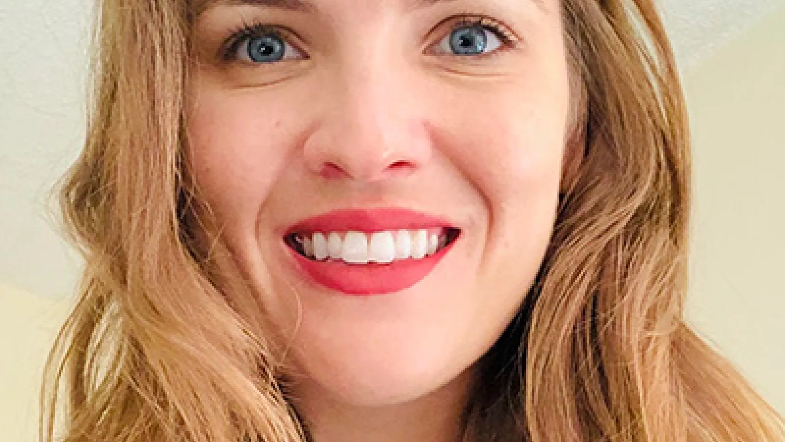 History of Art alumna Elaina Gregg