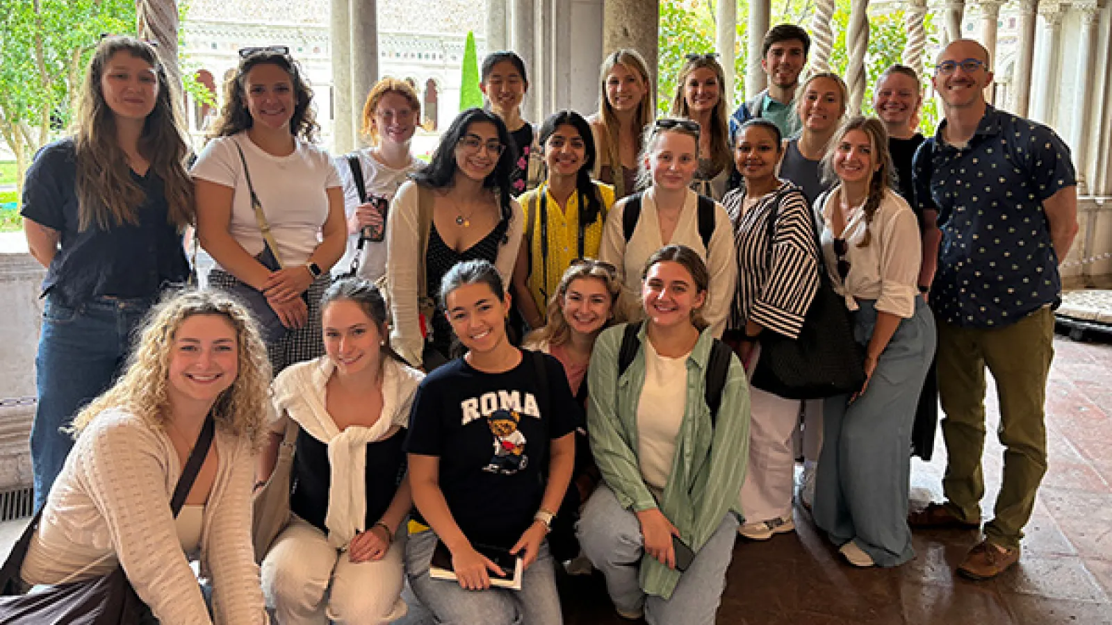 Professor Whittington and students pose for a group picture on their trip to Italy for the course "Medieval Art in Italy"