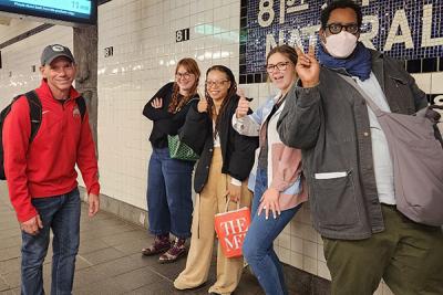Professor Shelton with History of Art majors in a New York City subway station