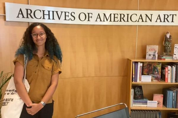 Student in the Archives of American Art