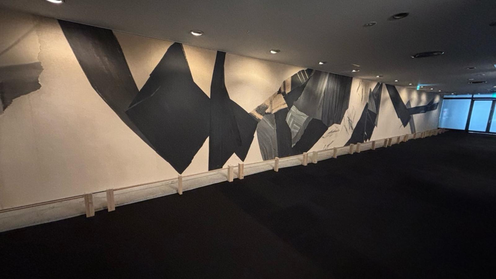 Toko Shinoda, Four Seasons, 1974, approximately 30m long, Zōjōji Temple Collection, in the Zōjōji Treasures Gallery Foyer.